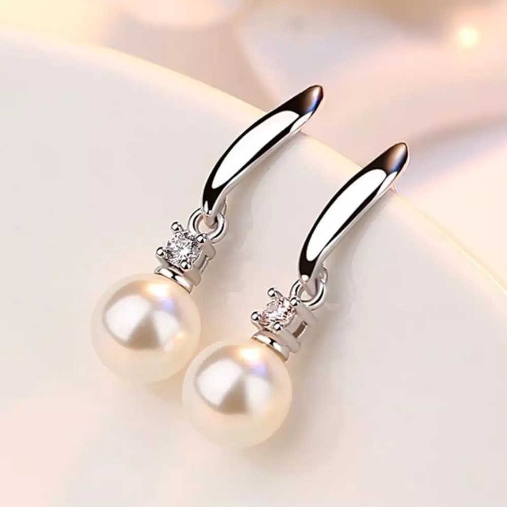 sale925 SterlingSilver ZirconEarrings - Picture 1 of 3